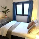 Cosy Laurier - 2Ch - Quiet Hypercenter