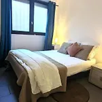 Cosy Laurier - 2Ch - Quiet Hypercenter